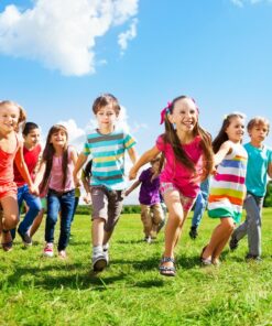 photo enfants en train de courir